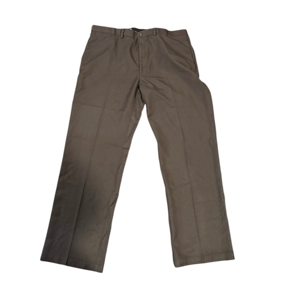 3/$15 🤗 Haggard Men's brown/olive color Pants. Comfortable and easy wear. Sz 40 - Picture 1 of 6